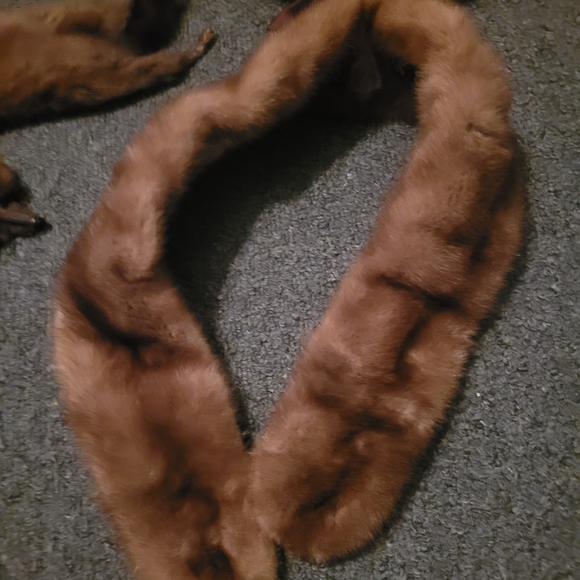 Chic Brown Fur Accessory Collection - Picture 3 of 10